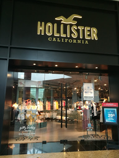 Hollister Co.