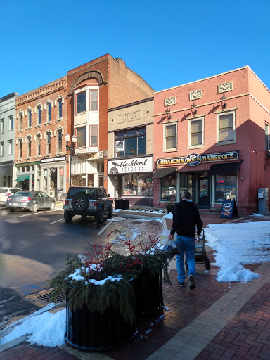 Coffee Shop «Tulipán Hungarian Pastry and Coffee Shop», reviews and photos, 122 S Market St, Wooster, OH 44691, USA