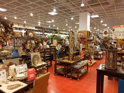 Home Goods Store «Pier 1 Imports», reviews and photos, 4443 Southmont Way, Easton, PA 18045, USA