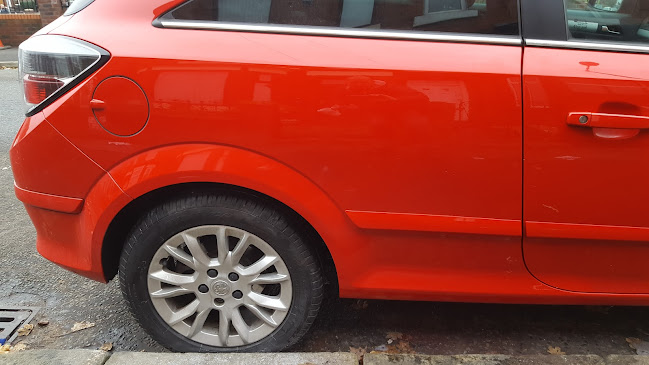 Smart Repairs Warrington car scratch repair - Auto repair shop