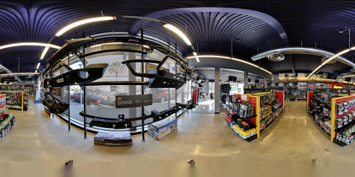 Truck Accessories Store «4 Wheel Parts Performance Center», reviews and photos, 550 W San Carlos St, San Jose, CA 95126, USA