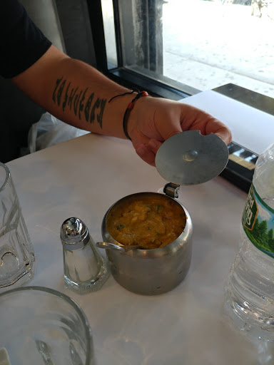 Coffee Shop «Pequeno Coffee Shop», reviews and photos, 8610 Roosevelt Ave #4, Jackson Heights, NY 11372, USA