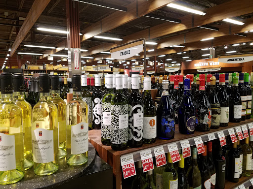 Supermarket «Giant Eagle Supermarket», reviews and photos, 4343 E Royalton Rd, Broadview Heights, OH 44147, USA