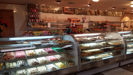 Lyndhurst Pastry Shop, 256 Ridge Rd, Lyndhurst, NJ 07071, USA, 