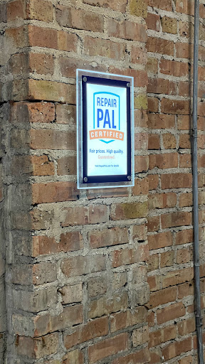 Transmission Shop «AAMCO Transmissions & Total Car Care», reviews and photos, 311 Madison St, Oak Park, IL 60302, USA