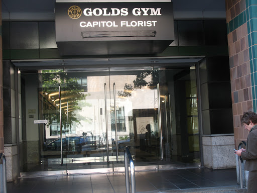 Capitol Florist, 409 3rd St SW, Washington, DC 20024, USA, 