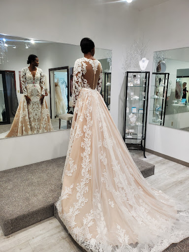 Bridal Shop «Alan Evans Bridal», reviews and photos, 512 Center Ave, Moorhead, MN 56560, USA
