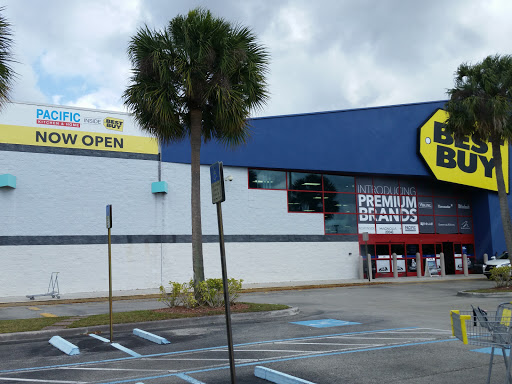Electronics Store «Best Buy», reviews and photos, 20540 N State Rd 7, Boca Raton, FL 33498, USA