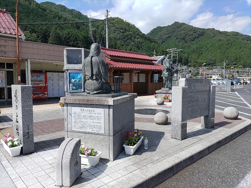 新見駅の公衆トイレ