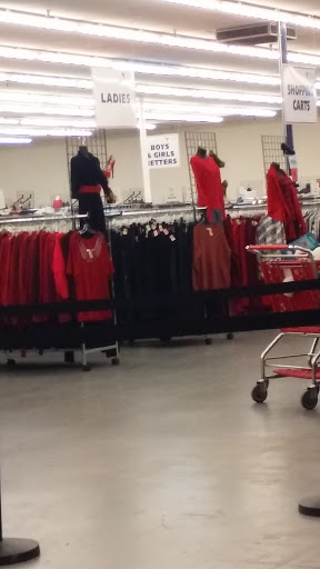 Thrift Store «Volunteers of America Thrift Store», reviews and photos, 1135 N Belsay Rd, Burton, MI 48509, USA