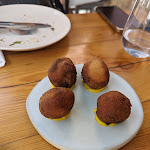 Photo n°2 de l'avis de Andrew. fait le 31/05/2022 à 20:40 sur le  Pigmeu à Lisbon