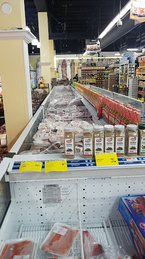 Grocery Store «Bravo Supermarkets», reviews and photos, 2668 Tamiami Trail E, Naples, FL 34112, USA
