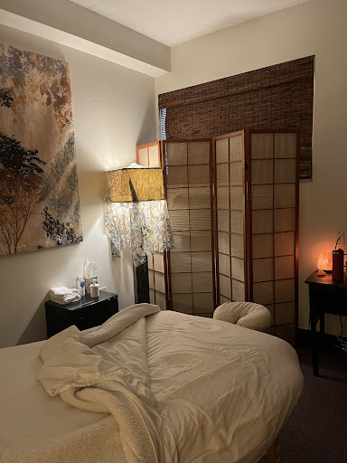 Massage Therapist «Cheshire Massage LLC», reviews and photos, 350 S Main St, Cheshire, CT 06410, USA