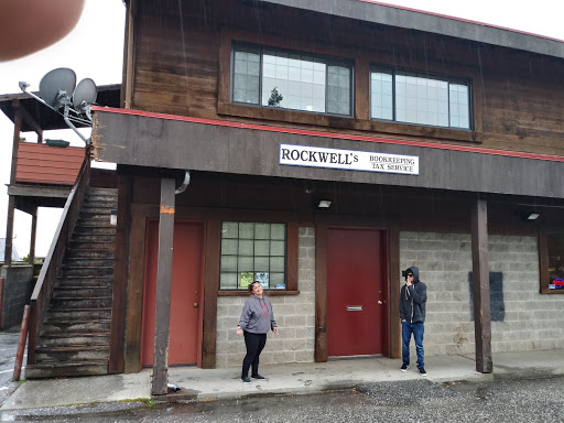 Station House Liquors, 1381 E Main St, Grass Valley, CA 95945, USA, 