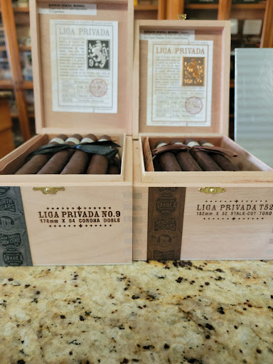 Cigar Shop «Rivercity Cigar & Brew», reviews and photos, 1990 S Frontage Rd, Vicksburg, MS 39180, USA