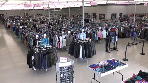 Discount Store «Discount Fashion Warehouse Kettering», reviews and photos, 2836 Wilmington Pike, Kettering, OH 45419, USA