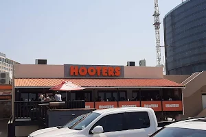 Hooters Umhlanga image