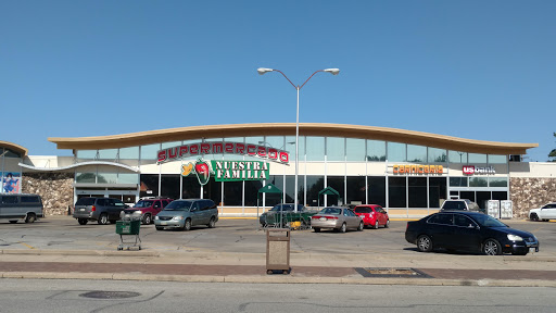 Grocery Store «Supermercado Nuestra Familia», reviews and photos, 1826 Vinton St, Omaha, NE 68108, USA