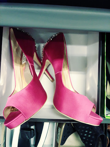 Department Store «Nordstrom Rack Crossroads at Eatontown», reviews and photos, 231 NJ-35, Eatontown, NJ 07724, USA