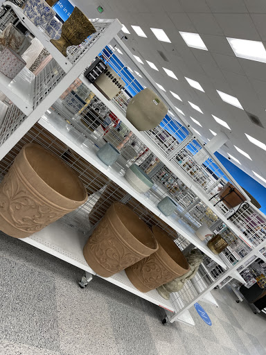 Clothing Store «Ross Dress for Less», reviews and photos, 2735 Harrison Ave NW, Olympia, WA 98502, USA