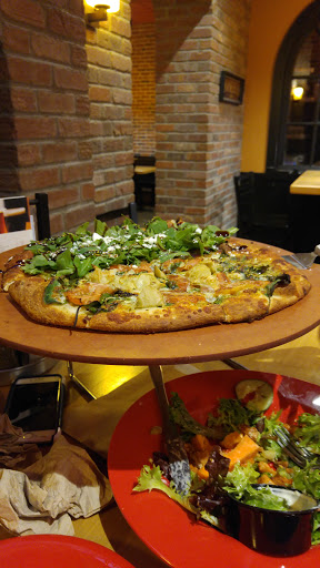 Pizza Restaurant «Portland Pie Co. Biddeford», reviews and photos, 40 Main St, Biddeford, ME 04005, USA