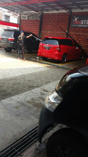 Amsterdam car wash & cafe