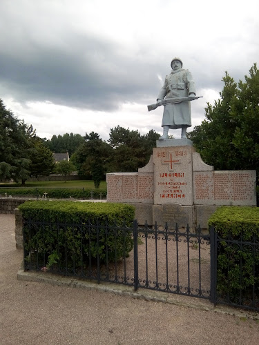 Monument à Pleslin-Trigavou
