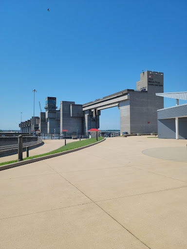 Museum «National Great Rivers Museum», reviews and photos, Lock and Dam Way, Alton, IL 62002, USA