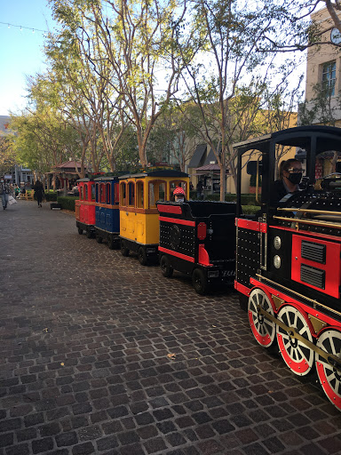 Eye Care Center «LensCrafters», reviews and photos, 12503 N Main St, Rancho Cucamonga, CA 91739, USA