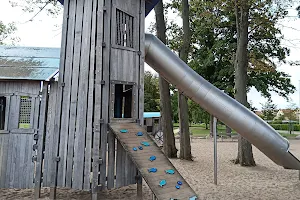 Spielplatz im Baltic Park image