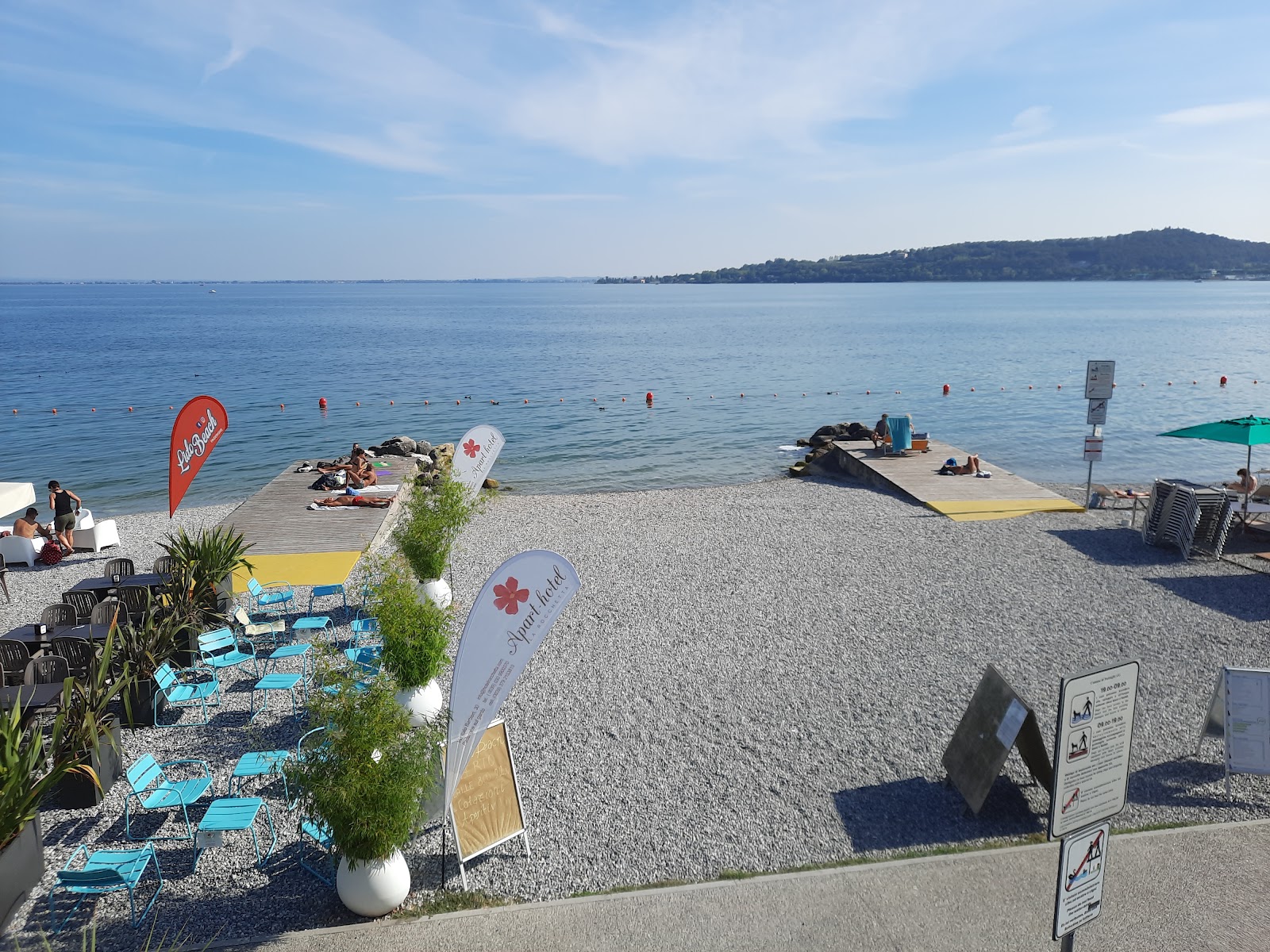 Photo de Spiaggia Padenghe sul Garda - recommandé pour les voyageurs en famille avec des enfants