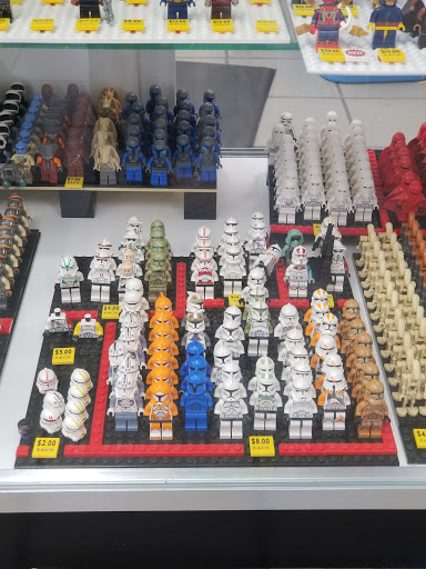 Toy Store «Bricks & Minifigs Salem-Keizer», reviews and photos, 3670 River Rd N, Keizer, OR 97303, USA