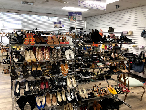 Thrift Store «The Shelter Options Shoppe», reviews and photos, 968 2nd Ave N, Naples, FL 34102, USA