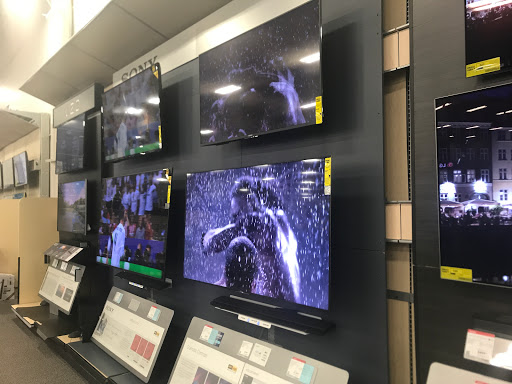 Electronics Store «Best Buy», reviews and photos, 5454 New Hope Commons Dr, Durham, NC 27707, USA