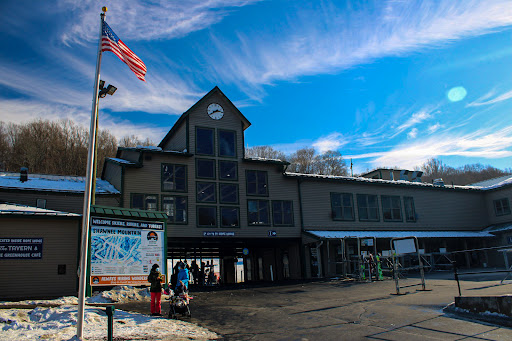Ski Resort «Shawnee Mountain Ski Area», reviews and photos, 401 Hollow Rd, East Stroudsburg, PA 18301, USA