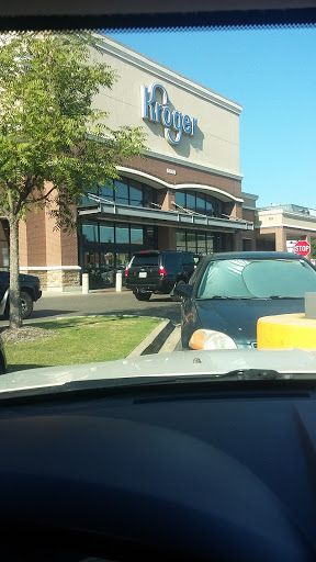 Grocery Store «Kroger», reviews and photos, 6660 Poplar Ave, Germantown, TN 38138, USA