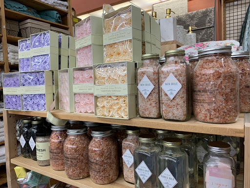 Furniture Store «Cost Plus World Market», reviews and photos, 1725 Maple Ave, Evanston, IL 60201, USA