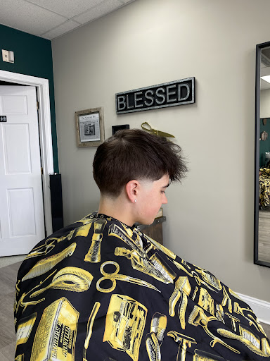 Barber Shop «Village Barber Shop», reviews and photos, 6 Queen St # 9, Newtown, CT 06470, USA