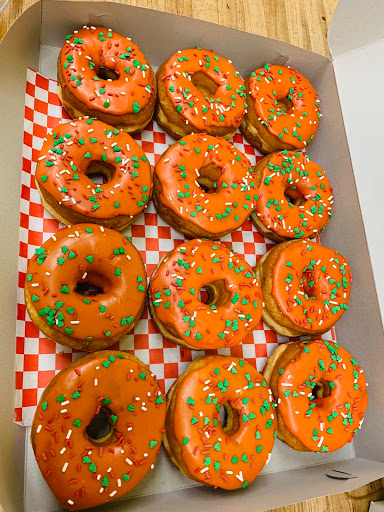 Donut Shop «Boston Cream Donut», reviews and photos, 18425 S Avalon Blvd, Carson, CA 90746, USA