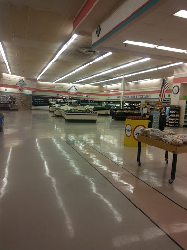 Grocery Store «Winn-Dixie», reviews and photos, 9822 US-301, Riverview, FL 33578, USA
