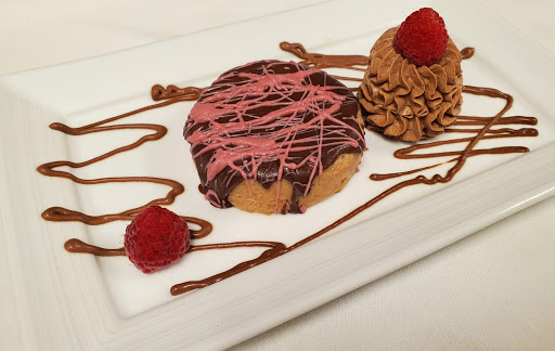 Golf Course «The Clubs of Kingwood - Deerwood Clubhouse», reviews and photos, 1717 Forest Garden Dr, Kingwood, TX 77345, USA