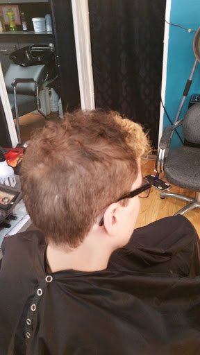 Beauty Salon «Creative Beauty Salon», reviews and photos, 186 E Whittier St, Columbus, OH 43206, USA