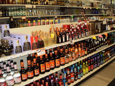 Liquor Store «Island Liquors», reviews and photos, 70 Pope Ave D, Hilton Head Island, SC 29928, USA