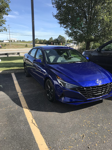 Hyundai Dealer «Crestmont Hyundai», reviews and photos, 2961 Center Rd, Brunswick, OH 44212, USA