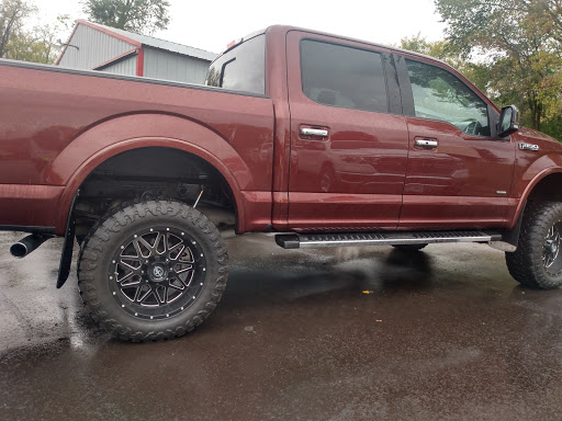 Used Car Dealer «Somerset Sales and Leasing», reviews and photos, 534 County Rd V V, Somerset, WI 54025, USA