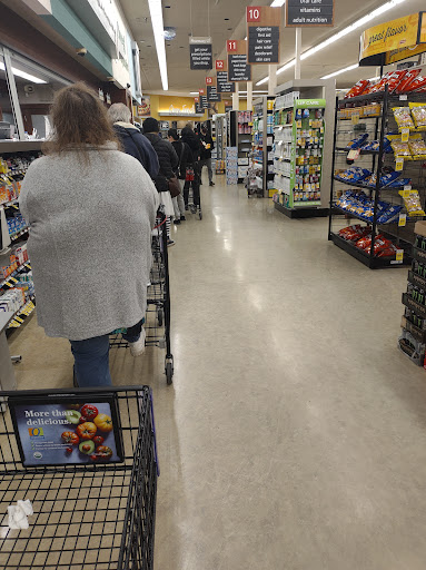 Grocery Store «Safeway», reviews and photos, 4990 River Rd N, Keizer, OR 97303, USA