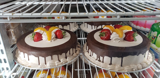 Grocery Store «Supermercado LomaBonita», reviews and photos, 4207 E Hwy 13, Savage, MN 55378, USA