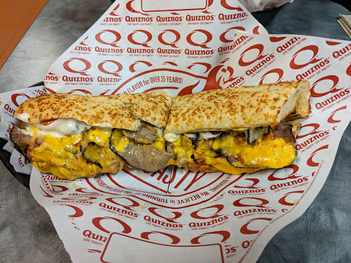 Sandwich Shop «Quiznos», reviews and photos, 2365 N Farnsworth Ave #117, Aurora, IL 60502, USA