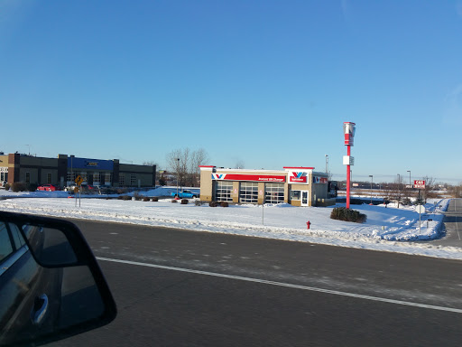 Oil Change Service «Valvoline Instant Oil Change», reviews and photos, 13651 Northdale Blvd, Rogers, MN 55374, USA