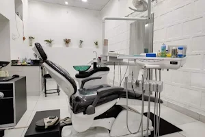 Belwal Dental Clinic & Implant Centre image